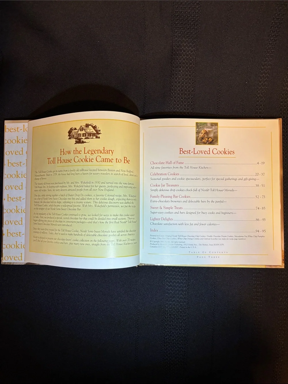 Mrs. Fields 130 Delicious Cookie and Desert Recipes & Nestlé Toll House Cookies